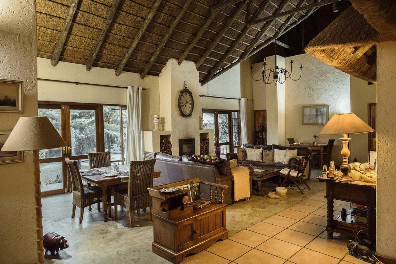 50 On Shepherd Boutique Guest House Sandton Esterno foto