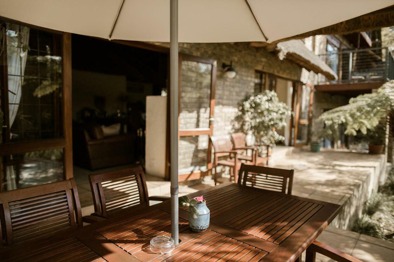 50 On Shepherd Boutique Guest House Sandton Esterno foto